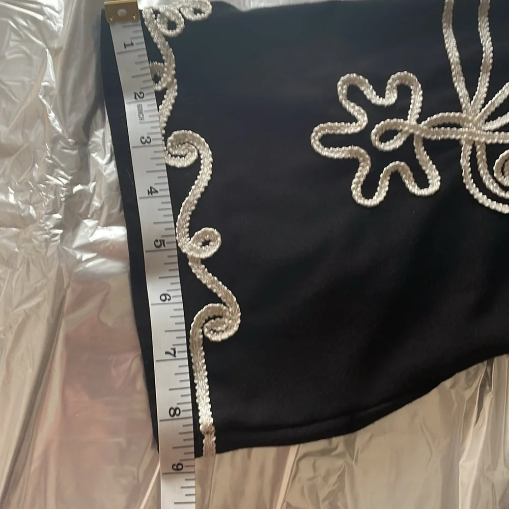 Carole Little. Plus Size 2X. Black Top with White Shiny Embroidered Designs - Picture 8 of 16